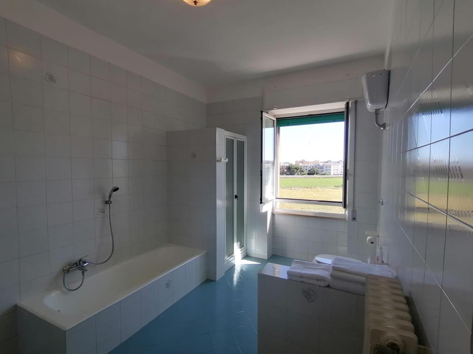 Appartement Le Rondini à Trani Extérieur photo