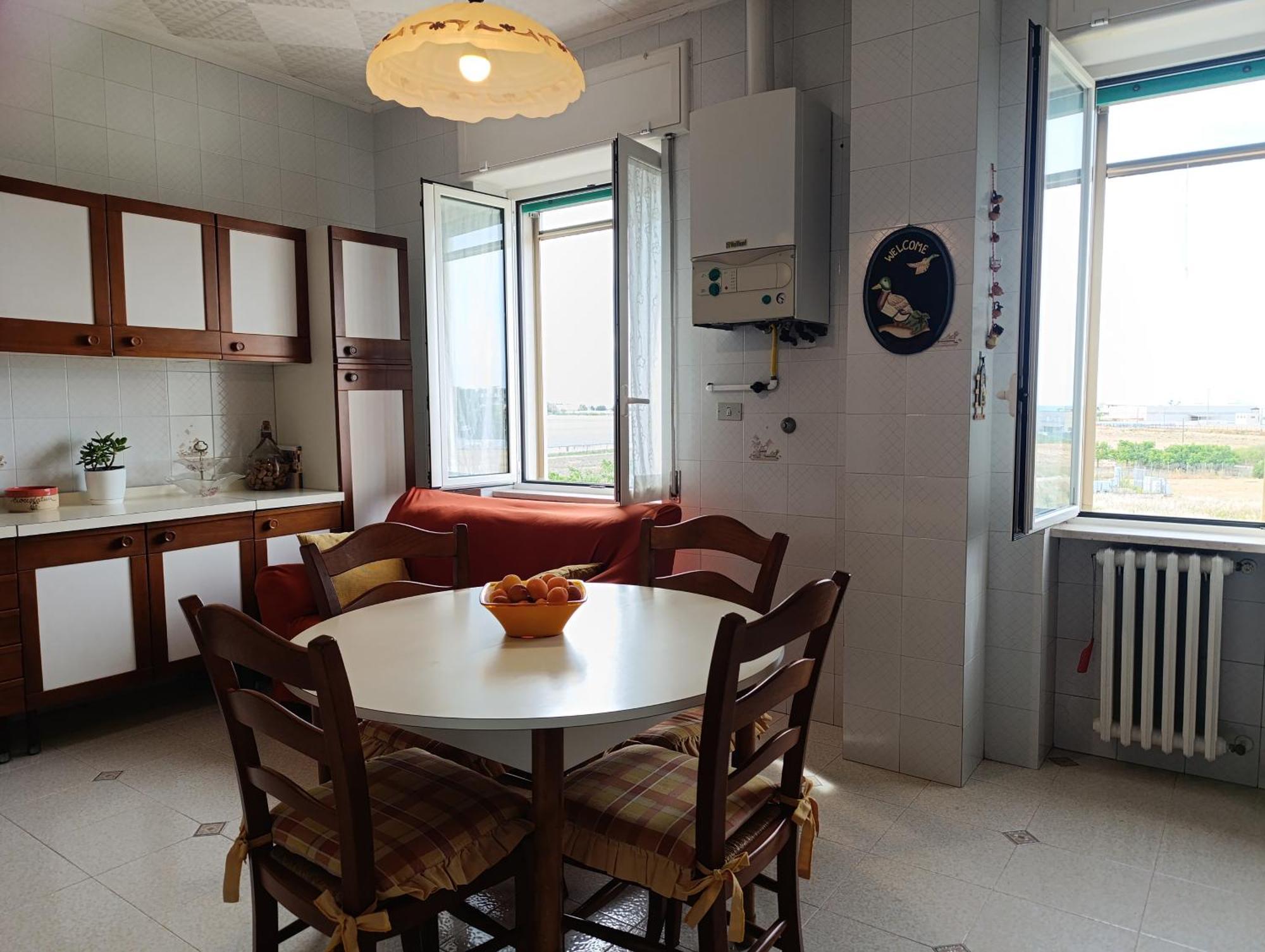 Appartement Le Rondini à Trani Extérieur photo